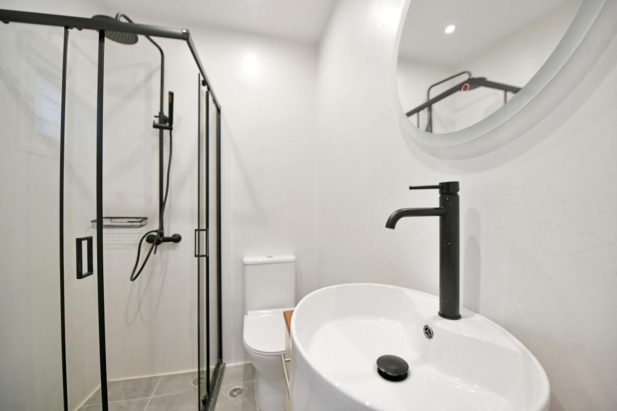 Bexis Residences Hydra Екстер'єр фото